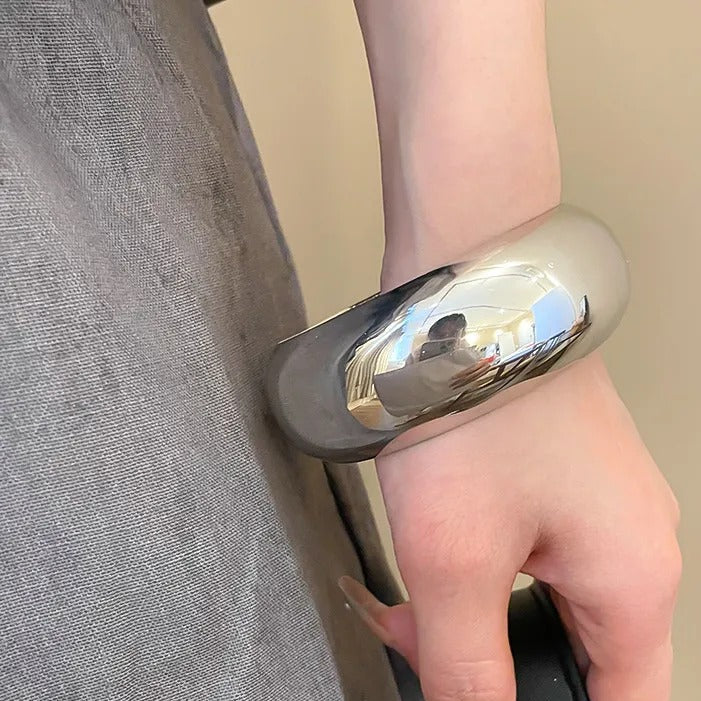 Metal Medium Bangles Bracelets