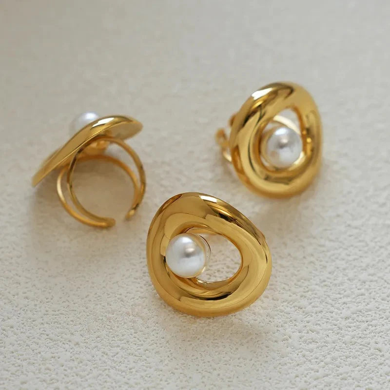 Elegant Pearl Open Ring