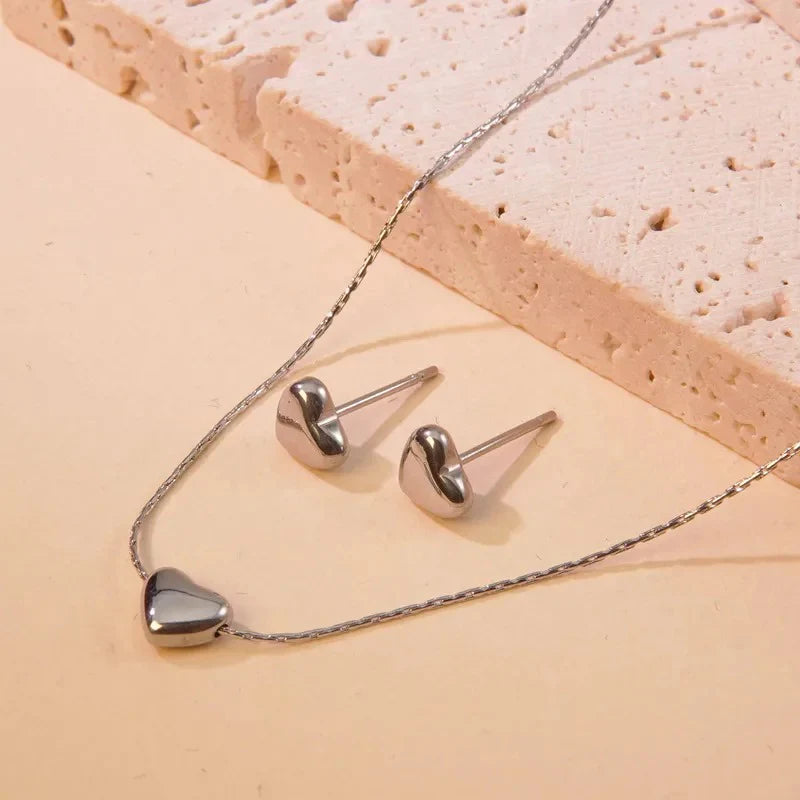 Heart Shape Necklace Set