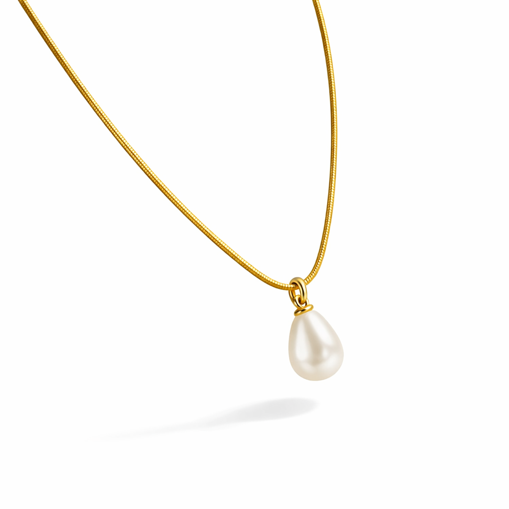Elegant White Pearl Necklaces Set